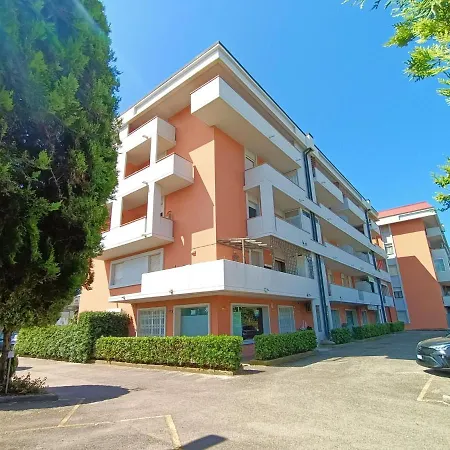 Large Panoramic Terrace 2-bedroom In Sleeps 4 *