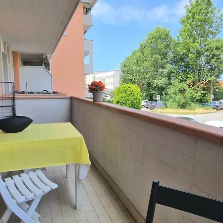 Large Panoramic Terrace 2-bedroom In Sleeps 4 Apartment Viareggio