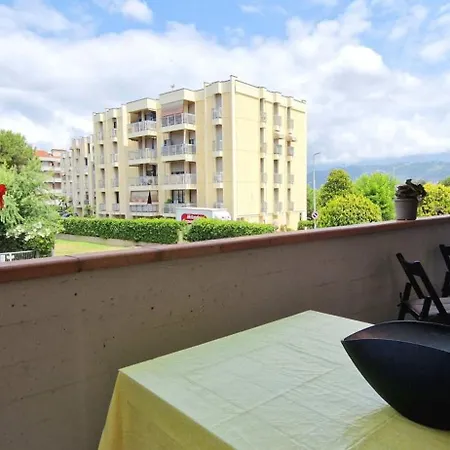 Large Panoramic Terrace 2-bedroom In Sleeps 4 *