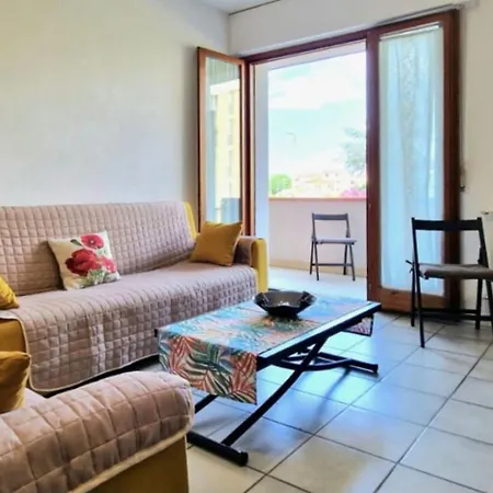 Apartment Large Panoramic Terrace 2-bedroom In Sleeps 4 *